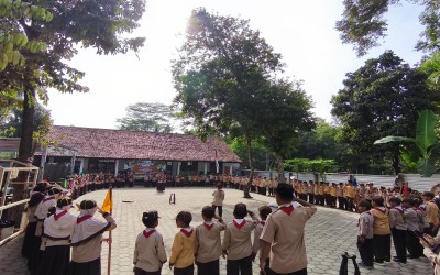 Siaga Mandiri dan Berprestasi: Membangun Karakter Unggul di Persami MI Imam Puro Cangkrepkidul